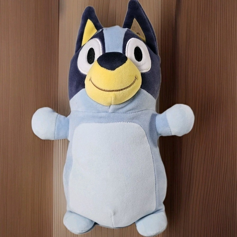 Squishmallows Bluey Hug Mees Plush Toy Blue 10 Inch BBC Studios Licensed
